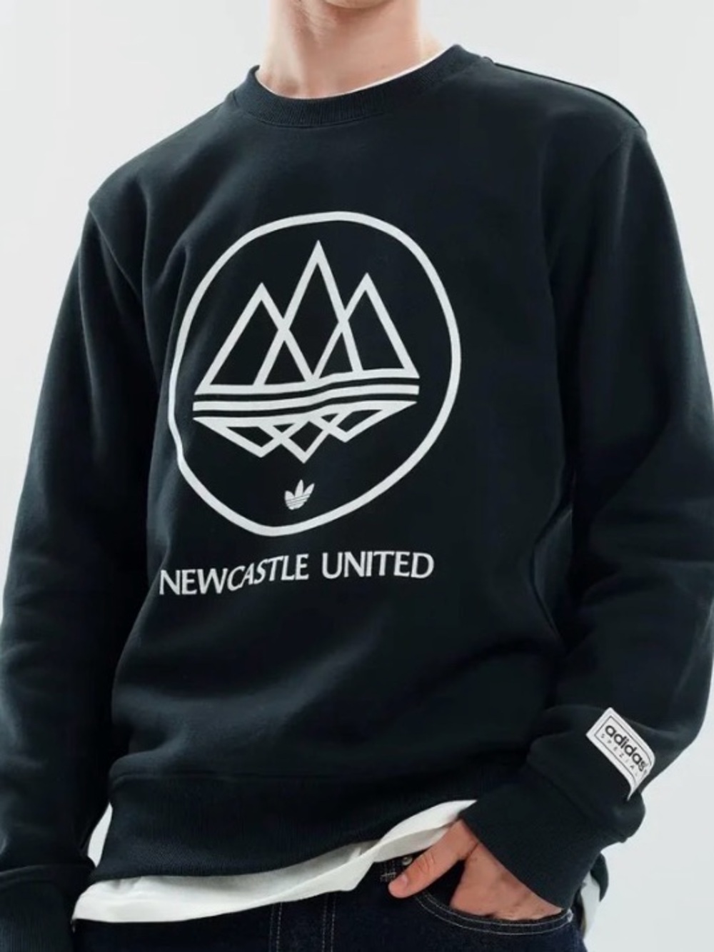 Adidas Men’s New Castle United SPZL F.C. Crewneck Sweatshirt Size small - Picture 1 of 6